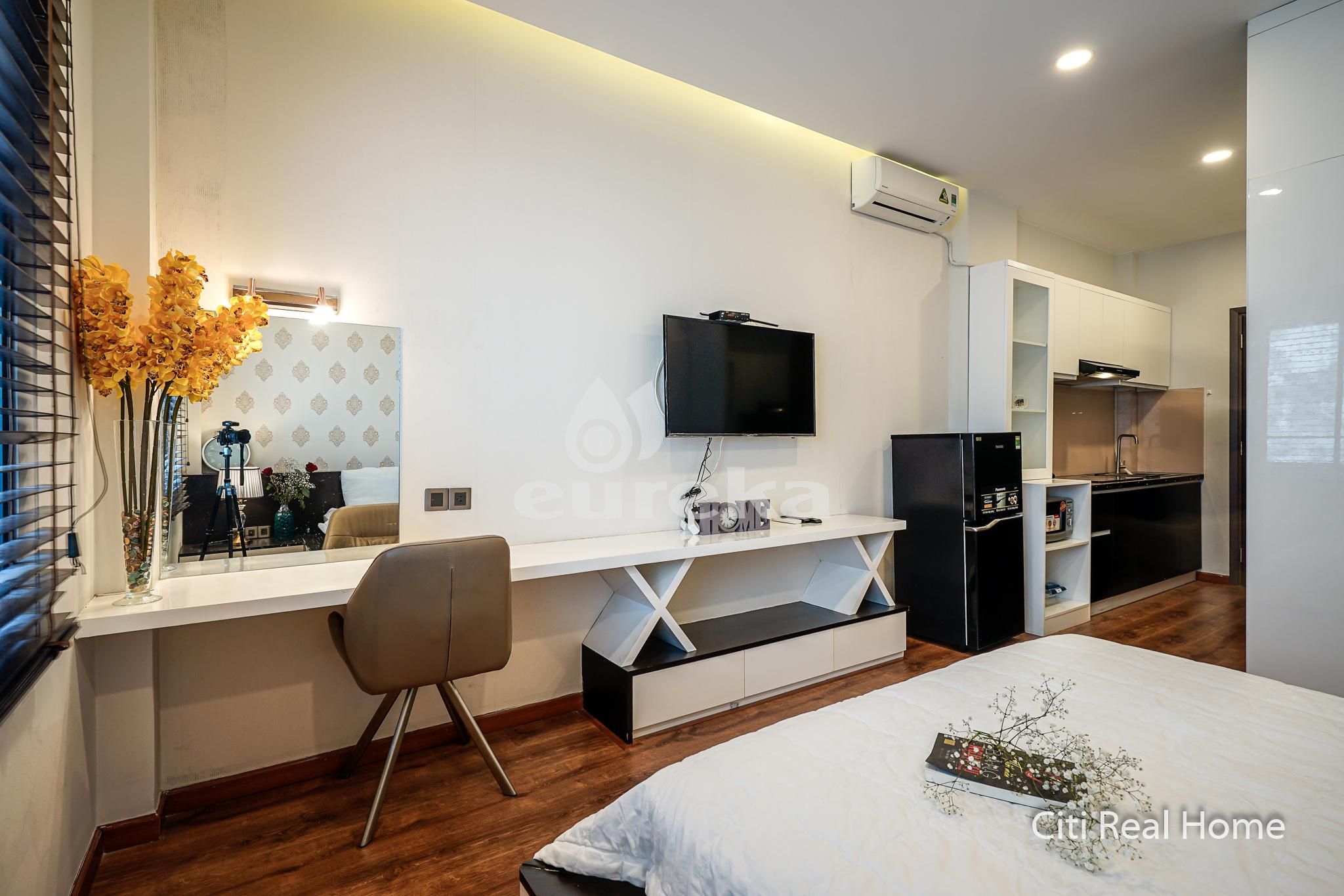 Apartment For Rent In  Nguyen Cu